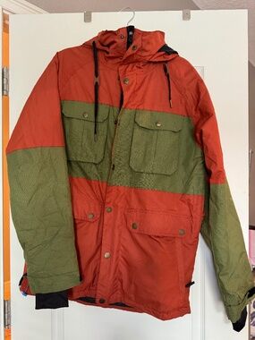 Snowboard/Ski Jacket
